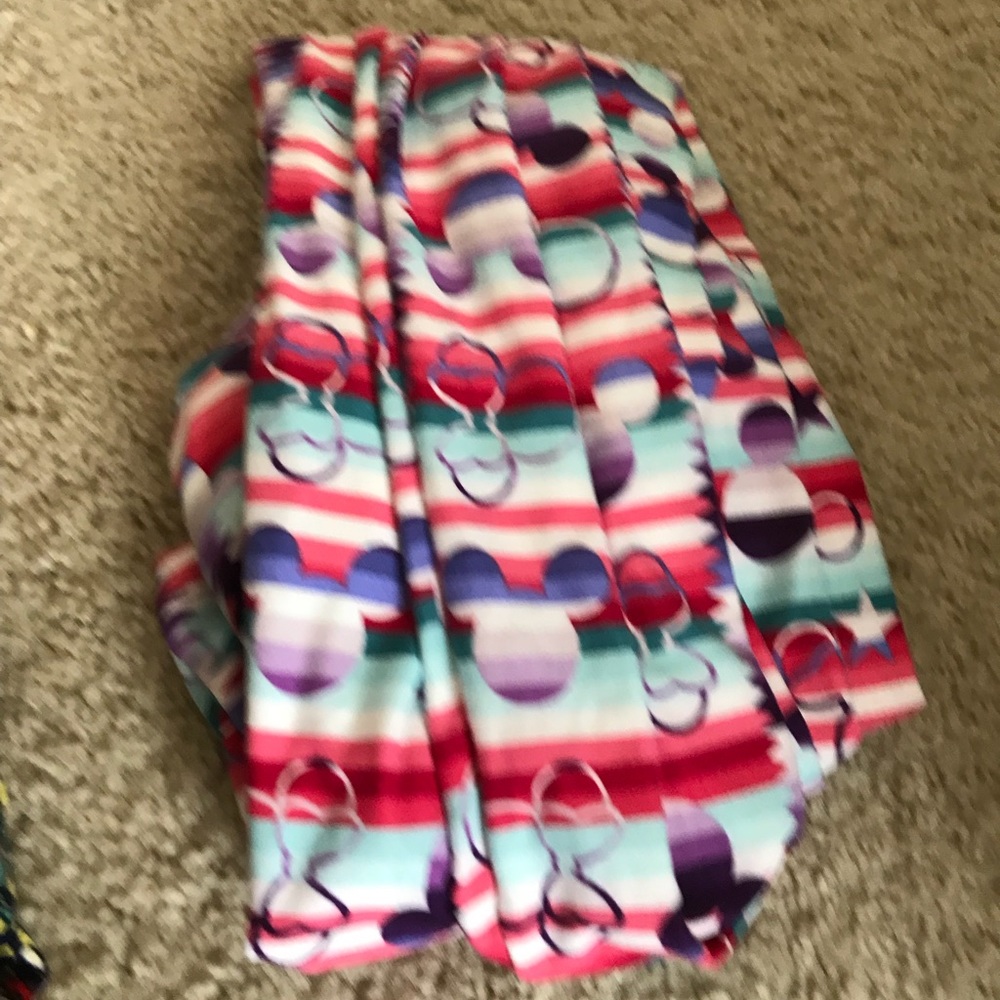 Disney TC LuLaRoe leggings